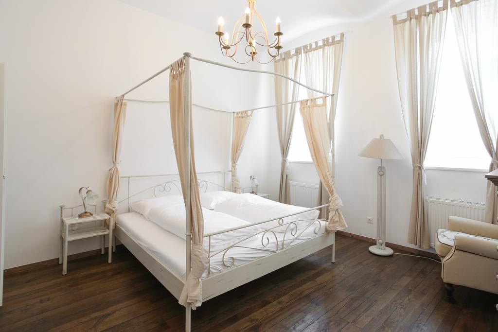 Vintagehome Schoenbrunn Vienna Bilik gambar